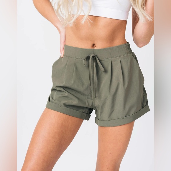 Zyia shorts - Picture 1 of 6